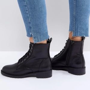 Steve Madden Combat boots